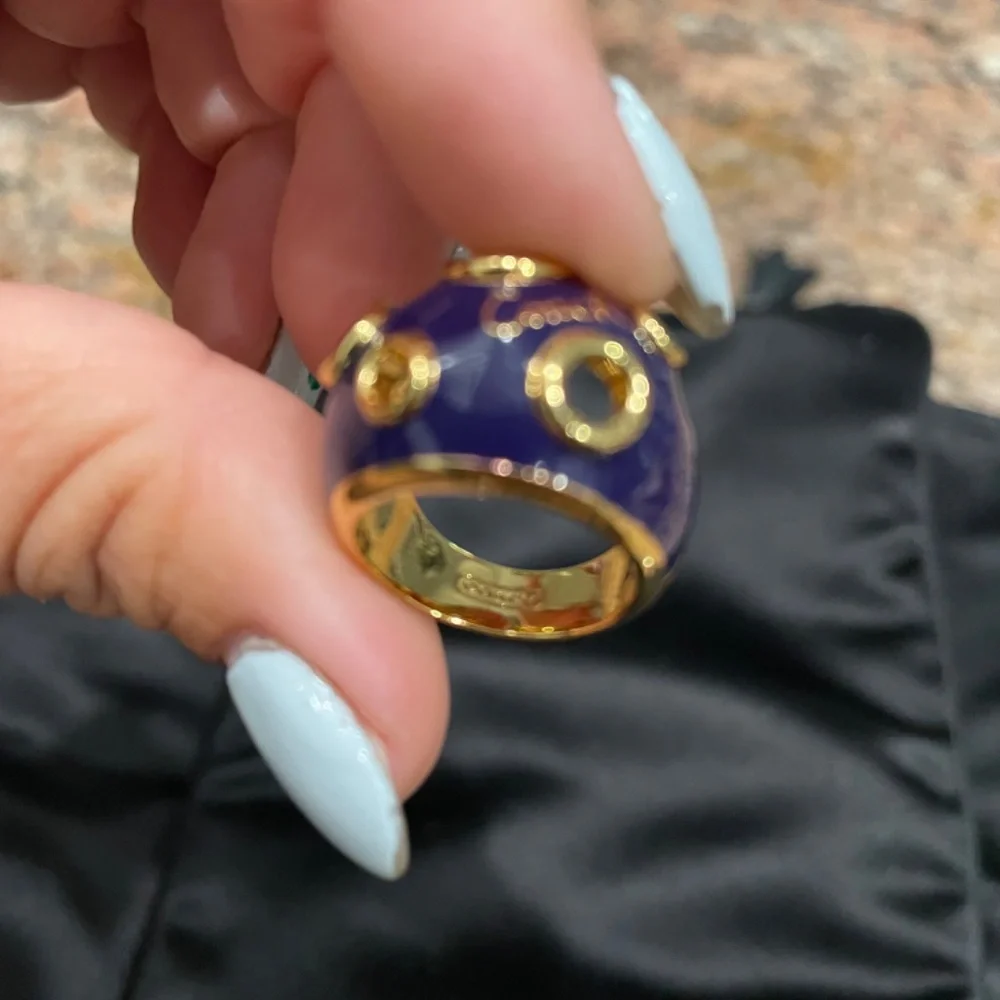 Coach ring - Picture 3 of 4